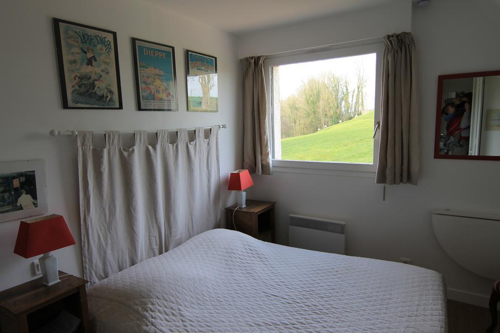 Chambre D'Hotes Les Champarts Tourville-la-Chapelle Номер фото